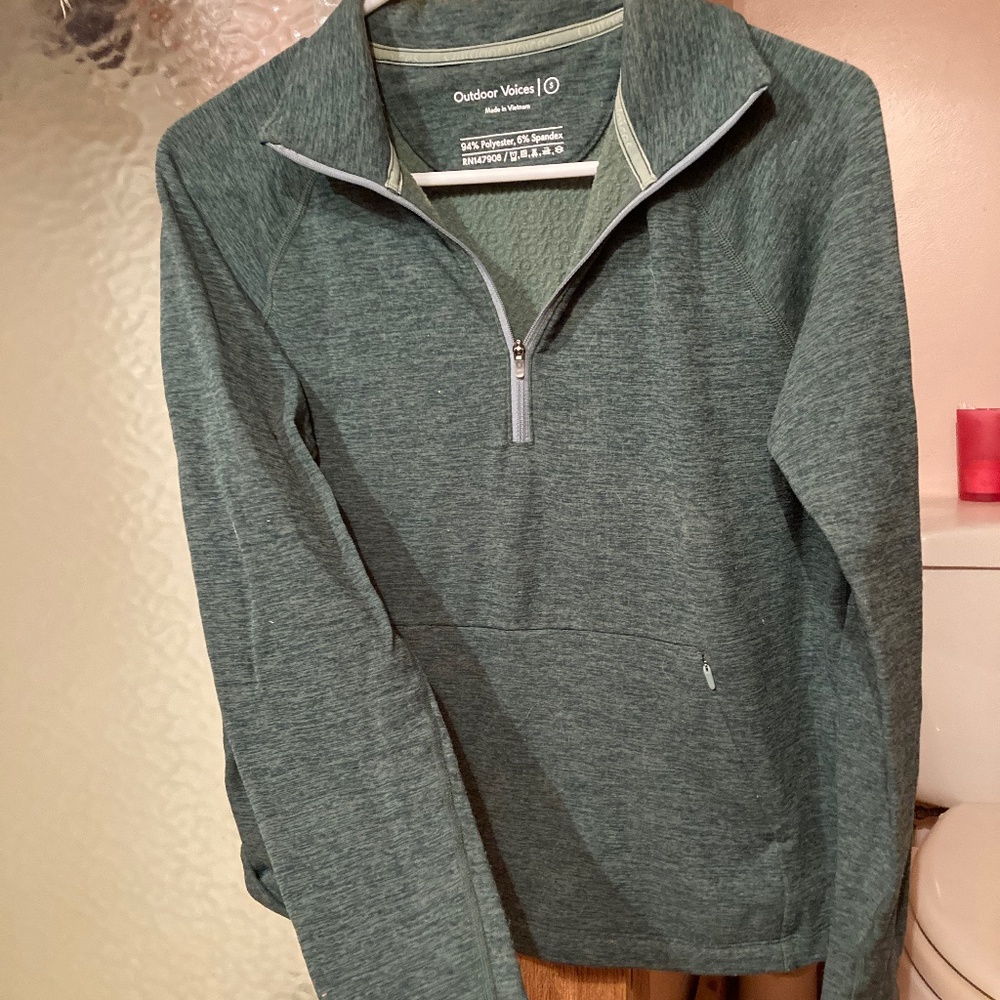 Outdoor Voices Pullover